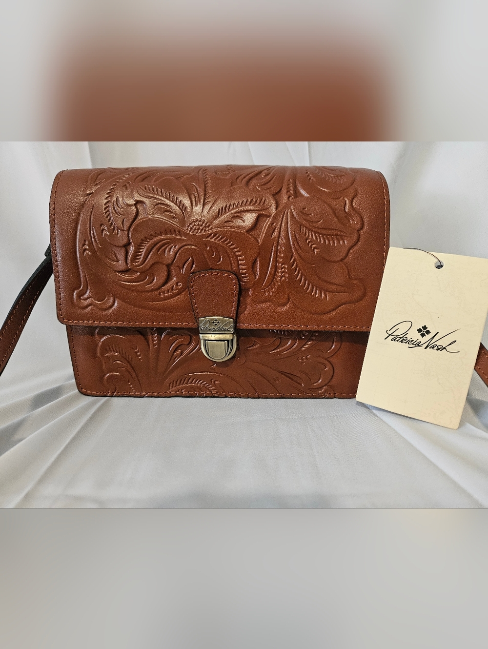 NWT Patricia Nash Tooled Leather Purse Brown Floral Embossed Adjustable Strap